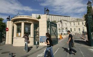 Hôpital de la Timone, Marseille, illustration