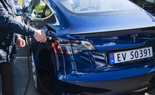 Une voiture électrique de la marque Tesla, en Norvège (image d'illustration).
