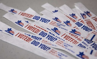 Des banderoles pour inciter les habitants de Chicago à voter.