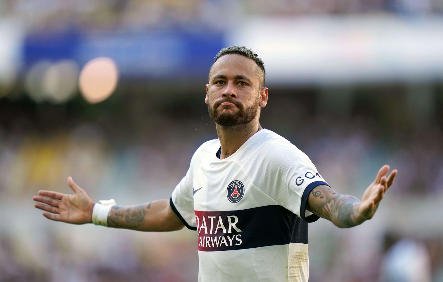 PSG : Neymar laisse-t-il une trace de « légende » auprès des supporteurs  parisiens ?