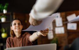 Le diplôme perd (un peu) de sa puissance face aux compétences