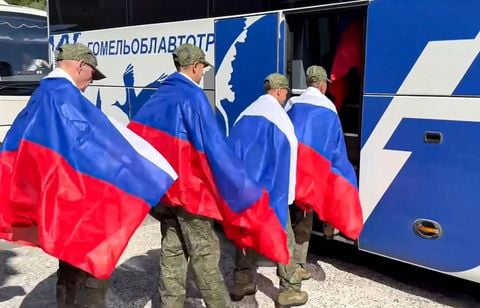 84 prisonniers échangés, dont certains détenus depuis 2014 et l’annexion de la Crimée…