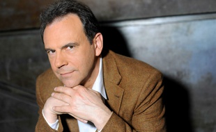 Guy Lefrand, maire LR d'Evreux (Eure).