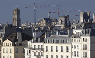 Illustration des toits de Paris, le 27 janvier 2013.