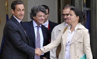 Le 3 septembre, Nicolas Sarkozy recevait à l'Elysée Cécile Duflot, la secrétaire nationale des verts, pour discuter de la taxe carbone.
