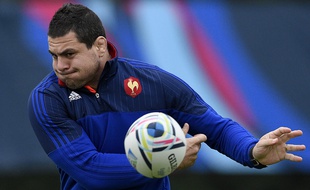 Guilhem Guirado pendant le Mondial de rugby en Angleterre en octobre 2015