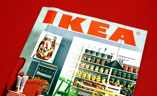 Un catalogue Ikea (illustration).
