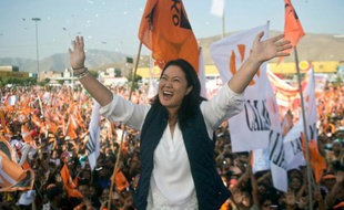 La candidate à la présidentielle péruvienne Keiko Fujimori lors d'un rassemblement à Lima le 31 mai 2016