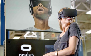 L'Oculus Rift, casque de réalité virtuelle.