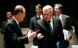 Jean-Marc Ayrault, ministre des Affaires étrangères, le 10 juin 2016 au siège de l'ONU à New York