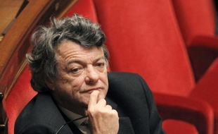 Le Parti radical devait, sauf surprise, apporter samedi son soutien à Nicolas Sarkozy mais sans enthousiasme, dans un climat marqué par la défection de Rama Yade et la très probable absence de Jean-Louis Borloo au meeting de Villepinte.