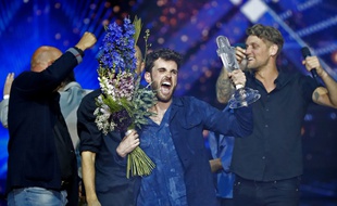 Dans la nuit du 18 au 19 mai, Duncan Laurence a remporté l'Eurovision pour les Pays-Bas.