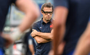 Fabien Galthie, coach of France,
Roma, Olimpico stadium, 06/02/2021.
Italy vs France
Six Nations 2021 rugby trophy
Photo Antonietta Baldassarre/ Insidefoto/Sipa USA/32226763/www.insidefoto.com/2102061525