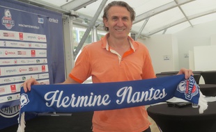 Le nouvel entraîneur Neno Asceric.