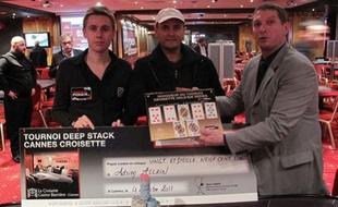 Adrien Allain (à gauche) a remporté pour la deuxième fois consécutive le Cannes Croisette Hold em poker series