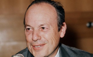 Grand résistant et ancien ministre de De Gaulle, le centriste Pierre Sudreau est décédé dimanche après-midi à Paris à l'âge de 92 ans, a-t-on appris auprès de la mairie de Blois, dont il fut maire de 1971 à 1989, avant d'être battu par le socialiste Jack Lang.