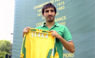 Monsef Zerka a passé huit saisons professionnelles et onze en formation avec Nancy. Il a signé pour deux ans avec Nantes.