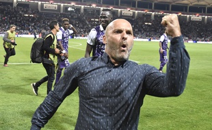 Pascal Dupraz, l'entraîneur du TFC, après la victoire face au Paris Saint-Germain en Ligue 1, le 23 septembre 2016 au Stadium de Toulouse.