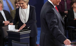 Hillary Clinton et Donald Trump lors du second débat télévisé, le 9 octobre 2016.
