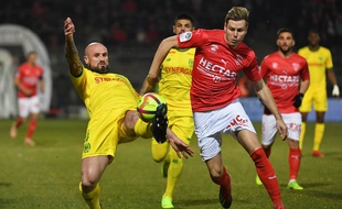 Pallois a pourtant encore tenu la baraque, mardi soir, à Nîmes.