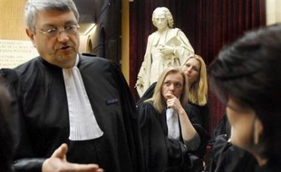 Les avocats diront mercredi leur refus du projet de réforme du divorce par consentement mutuel, avec un mot d'ordre national de grève incluant, pour la première fois en près de quatre ans, les audiences au tribunal.