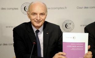 Le prédident de la Cour des Comptes Didier Migaud présente le rapport de l'institution concernant la Sécurité sociale, le 17 septembre 2014 à Paris