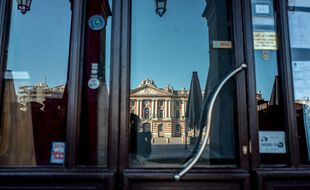 Les hôtels, cafés et restaurants toulousain ont perdu la moitié de leur activité et se sont séparés de 10 % de leurs salariés. Illustration.