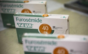 Toulouse, le 10 juin 2013. Des boîtes de Furosemide des laboratoires Teva.