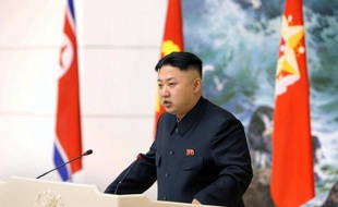 La Corée du Nord a réaffirmé mercredi ses ambitions atomiques et son intention de poursuivre ses essais nucléaires malgré les nouvelles sanctions votées à l'ONU à la suite du lancement d'une fusée considérée par Washington comme un missile balistique.