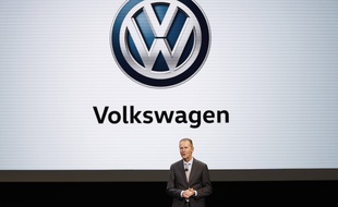 L'actuel PDG du constructeur automobile allemand, Herbert Diess.