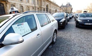 Les taxis sont en grève contre les VTC, le 10 février 2014.
