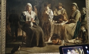 Devant «Famille de paysan», le visiteur entoure ce qui a attiré son regard dans le tableau.