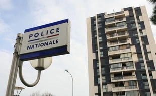 Illustration d'un commissariat de police, dans le quartier de Bagatelle.