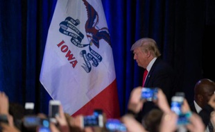 Donald Trump après sa défaite aux primaires républicaines de l'Iowa, le 1er janvier 2016 à Des Moines
