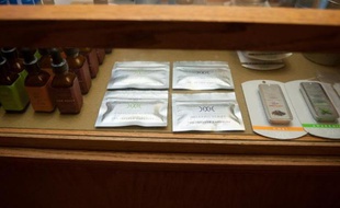 Des produits à base de cannabis dans une boutique à Denver