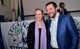 Marine Le Pen avec Matteo Salvini, le secrétaire général de la Ligue du Nord, le 16 mars à Milan.