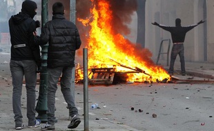 Des incidents entre manifestants et police, après une manifestation nationaliste à Corte, en Haute-Corse, le 29 janvier 2014.