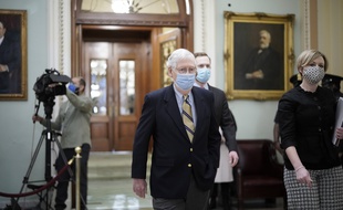 Le chef de la minorité républicaine au Sénat Mitch McConnell au procès de Donald Trump, le 13 février 2021.