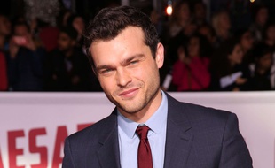 Alden Ehrenreich à l'avant-première de «Avé, César!» à Los Angeles le 2 février 2016
