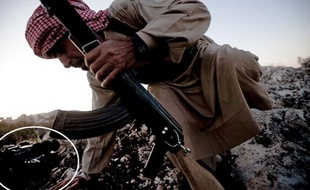 La photo d'un rebelle syrien envoyée à AP, retouchée par le photographe freelance qui l'a prise en septembre 2013.