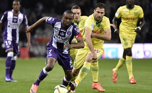 Lorik Cana face à Toulouse.