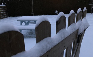 D'importantes quantités de neige sont tombées dans cette région du pays en quelques jours. (Illustration)