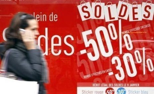 Les soldes se terminent sur une note contrastée pour le textile, les grands magasins et chaînes évoquant de très faibles hausses et les petits commerçants une baisse par rapport à 2007,