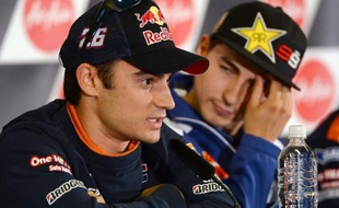 L'Espagnol Dani Pedrosa et l'Australien Casey Stoner, coéquipiers chez Honda, auront une bonne raison de remporter dimanche le Grand Prix d'Australie en MotoGP, avant-dernière manche de la saison, disputée sur le circuit de Phillip Island, au sud de Melbourne.