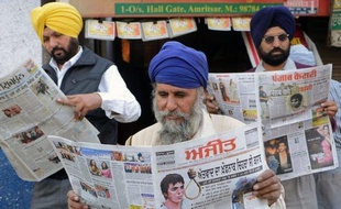 Les talibans pakistanais ont menacé jeudi de venger l'exécution par l'Inde du Pakistanais Mohammed Kasab, seul survivant du commando islamiste responsable des attentats de Bombay en novembre 2008, tandis que New Delhi a demandé à Islamabad de renforcer la sécurité de ses diplomates.