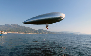 L'aérosail de Stéphane Rousson est un voilier des airs, qui ne se déplace que grâce au vent