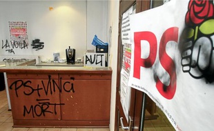 Les tags font allusion à des opposants au futur aéroport de Nantes.