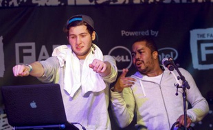 Les producteurs Baauer et Just Blaze surfent sur la nouvelle vague trap, lors du festival SXSW, le 12 mars 2013.