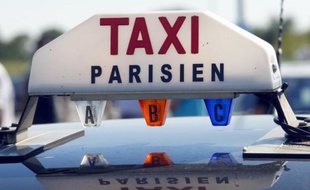 Des voies réservées aux bus et taxis vont être ouvertes sur les autoroutes reliant Paris aux aéroports
