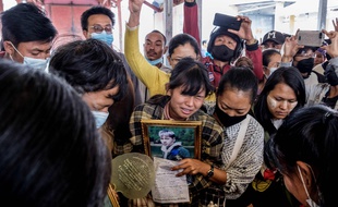 Les funérailles d'un manifestant contre la junte militaire, le 29 mars 2021 à Taunggyi en Birmanie.